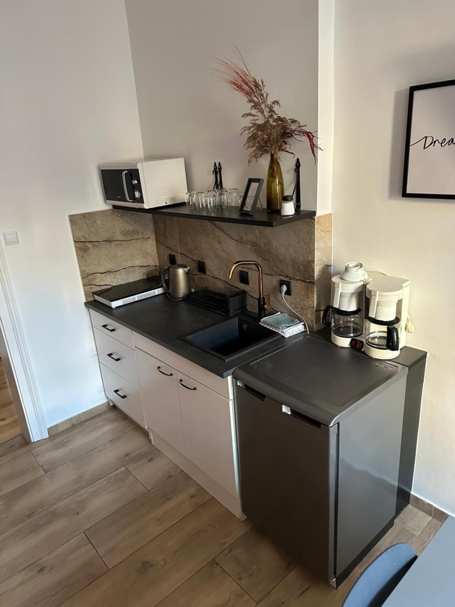 Apartament Trzecie Pietro Poznań Zewnętrze zdjęcie